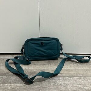 Teal lululemon Camera bag